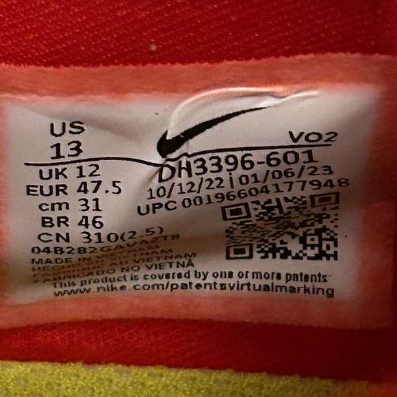 Nike Orange Track shoes NWT size 13 US.unisex with metal spikes new - Picture 9 of 12